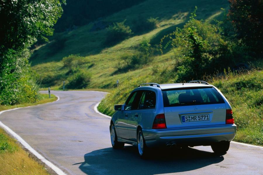  Mercedes-Benz C43 AMG Estate 1997 года  (фото 2 из 4)